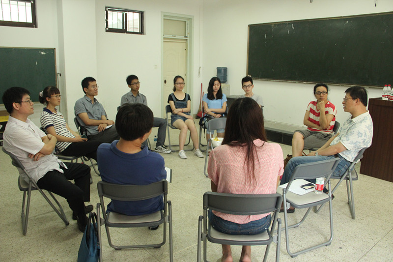 台湾暨南国际大学张英阵教授来我院进行学术交流