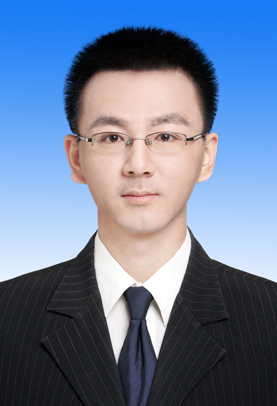 2013届优秀毕业生系列访谈之法学专业高凌风专访